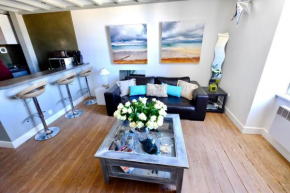 Superbe T3 duplex parking privé gratuit sur place